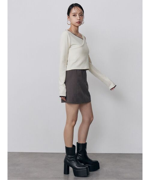 MURUA(ムルーア)の「リブダブルウエストミニスカート 秋服(スカート・レディース・ブラック/グレー/カーキ・1/2)」の4枚目の写真