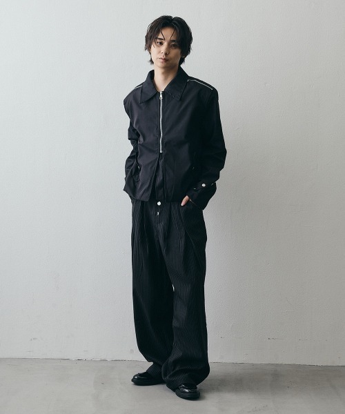Shoowtime(ショウタイム)の「Minimal Stand Collar Half-Zip Short Blouson / ミニマルスタンドカラーハーフジップショートブルゾン(ブルゾン・メンズ・ブラック・X-LARGE/LARGE/MEDIUM)」の9枚目の写真