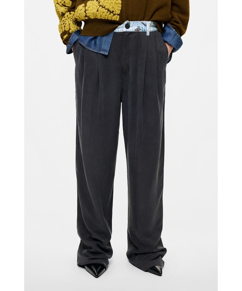 Desigual(デシグアル)の「Two-tone denim waist straight pants / ツートーンデニムウエストストレートパンツ(その他パンツ・レディース・ブラック・XS/S/M/L/XL)」の2枚目の写真