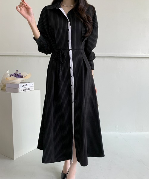 AMAJI(アマジ)の「配色切替 ストライプ柄 ウエストマーク長袖ワンピース(ワンピース・レディース・ブラック/グレー・FREE)」の1枚目の写真