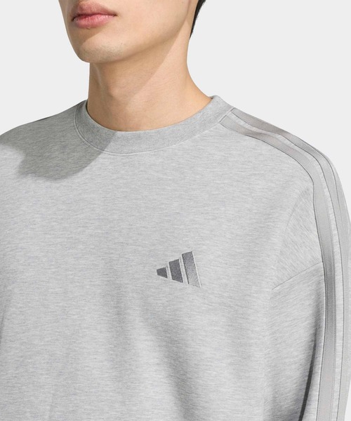 adidas(アディダス)の「エッセンシャルズ プラス ルーズフィット スリーストライプス コンテンポラリー スペーサーニット スウェットシャツ / トレーナー / アディダス adidas(スウェット・メンズ・グレー・XX-LARGE/3XL/X-LARGE/SMALL/LARGE/MEDIUM)」の3枚目の写真