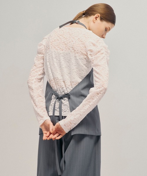 LEPSIM(レプシィム)の「《UN STANDARD by LEPSIM》チェーン刺繍ホルターネックキャミソール 1051936(キャミソール・レディース・ネイビー/グレー・FREE)」の6枚目の写真