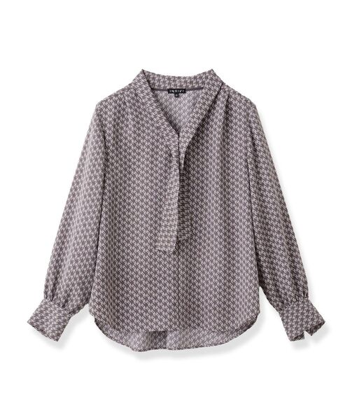 INDIVI(インディヴィ)の「【UVケア/通勤】幾何学柄ボウタイ風ブラウス(シャツ/ブラウス・レディース・ブルー系その他2/ホワイト系1/グレー系・13/05/40/15 /36/38)」の4枚目の写真