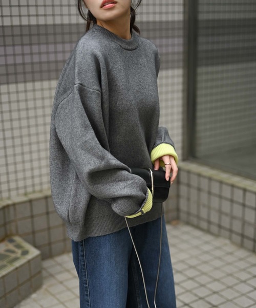 &HALF(アンドハーフ)の「袖配色クルーネックニット(洗えるニット)(ニット/セーター・レディース・グレー/ブルー/ブラック・FREE)」の11枚目の写真