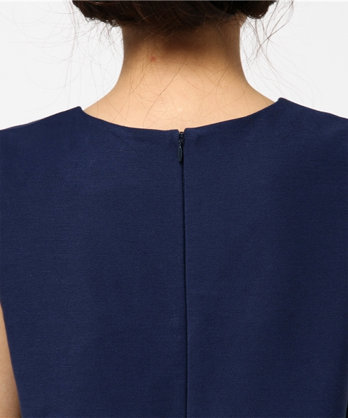 MYSELF ABAHOUSE（マイセルフアバハウス）の「DRYﾆｯﾄVﾈｯｸﾜﾝﾋﾟｰｽ（ワンピース・レディース・ベージュ/ネイビー・FREE）」の8枚目の写真