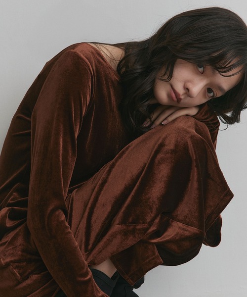 ad thie(アドティエ)の「アソート ベロア ロング ワンピース(ワンピース・レディース・ブラック系/ダークブラウン/ブラウン系/ブラック・FREE)」の1枚目の写真