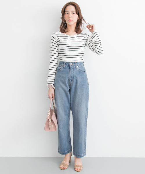 Urban Research アーバンリサーチ の Ur ワイドテーパードデニム デニムパンツ Wear