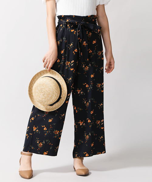 WEGO（ウィゴー）の「WEGO/リボンクロップドワイドパンツ（スラックス・レディース・ホワイト系その他4/イエロー系その他2/ダークインディゴブルー/その他1/ブラック/インディゴブルー/ホワイト系その他2/その他2/ライトブラウン/ダークグリーン/ワイン・LARGE/MEDIUM）」の11枚目の写真