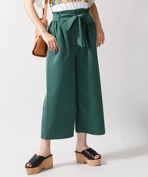 WEGO（ウィゴー）の「WEGO/リボンクロップドワイドパンツ（スラックス・レディース・ホワイト系その他4/イエロー系その他2/ダークインディゴブルー/その他1/ブラック/インディゴブルー/ホワイト系その他2/その他2/ライトブラウン/ダークグリーン/ワイン・LARGE/MEDIUM）」の6枚目の写真