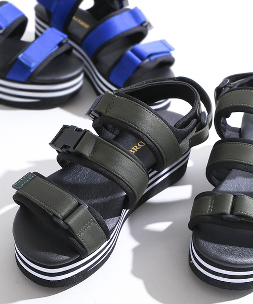 WEGO（ウィゴー）の「WEGO/厚底テープサンダル（サンダル・レディース・ブルー/ピンク/カーキ/ブラック・LARGE/MEDIUM）」の3枚目の写真