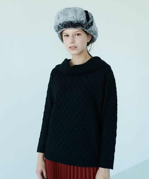 AMERICAN HOLIC(アメリカンホリック)の「オフタートルケーブルニットプルオーバー(ニット/セーター・レディース・オフホワイト/ブラック/ベージュ/マスタード/ネイビー・FREE)」の2枚目の写真