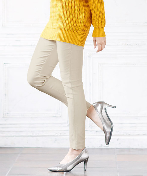 Pierrot（ピエロ）の「あったか裏起毛 ストレッチレギンスパンツ（その他パンツ・レディース・ダークカーキ/ホワイト系その他/ブラック/グレー/ネイビー/ベージュ・L/LL/M/S）」の3枚目の写真