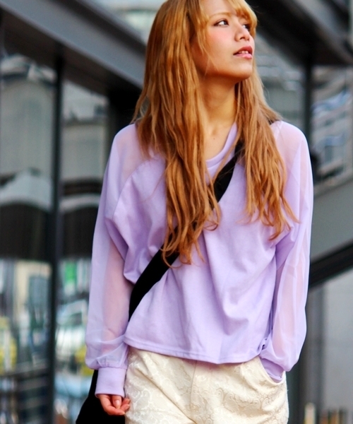 WEGO(ウィゴー)の「シフォンスリーブLSプルオーバー(Tシャツ/カットソー・レディース・オフホワイト/サックスブルー/ブラック/ライトパープル/ライム・FREE)」の5枚目の写真