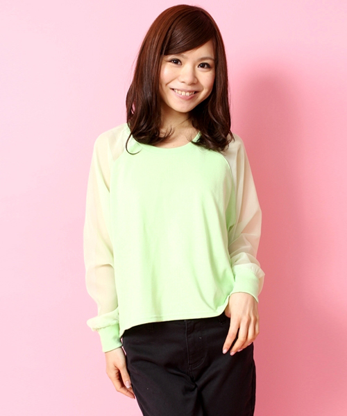WEGO(ウィゴー)の「シフォンスリーブLSプルオーバー(Tシャツ/カットソー・レディース・オフホワイト/サックスブルー/ブラック/ライトパープル/ライム・FREE)」の3枚目の写真
