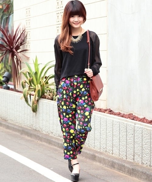 WEGO(ウィゴー)の「シフォンスリーブLSプルオーバー(Tシャツ/カットソー・レディース・オフホワイト/サックスブルー/ブラック/ライトパープル/ライム・FREE)」の19枚目の写真
