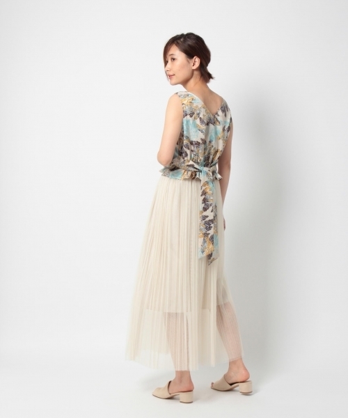 laboratory work（ラボラトリーワーク）の「羽柄セットアップワンピース（ワンピース・レディース・ベージュ/ネイビー・MEDIUM）」の11枚目の写真