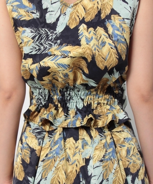 laboratory work（ラボラトリーワーク）の「羽柄セットアップワンピース（ワンピース・レディース・ベージュ/ネイビー・MEDIUM）」の10枚目の写真