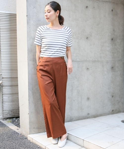 LEPSIM（レプシィム）の「TCボートネックテレコプルオーバーSS　802657（Tシャツ/カットソー・レディース・ブラック/ネイビー/ブラウン/ホワイト×ブラック・MEDIUM/LARGE）」の6枚目の写真