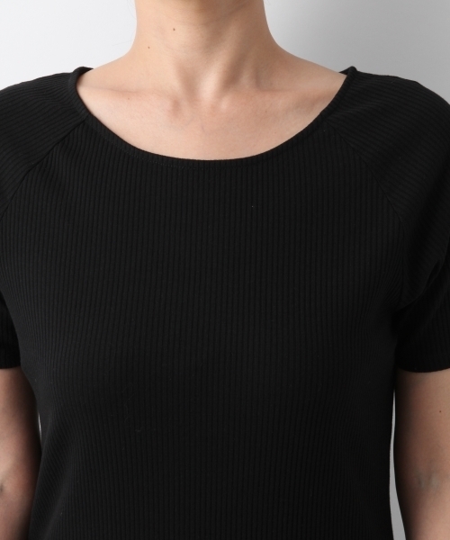 LEPSIM（レプシィム）の「TCボートネックテレコプルオーバーSS　802657（Tシャツ/カットソー・レディース・ブラック/ネイビー/ブラウン/ホワイト×ブラック・MEDIUM/LARGE）」の17枚目の写真