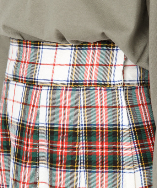 LOWRYS FARM（ローリーズファーム）の「タータンチェックタックスカート　812203（スカート・レディース・ネイビー/レッド/オフホワイト・MEDIUM/LARGE）」の10枚目の写真