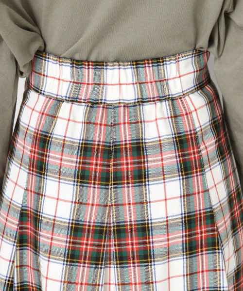LOWRYS FARM（ローリーズファーム）の「タータンチェックタックスカート　812203（スカート・レディース・ネイビー/レッド/オフホワイト・MEDIUM/LARGE）」の14枚目の写真