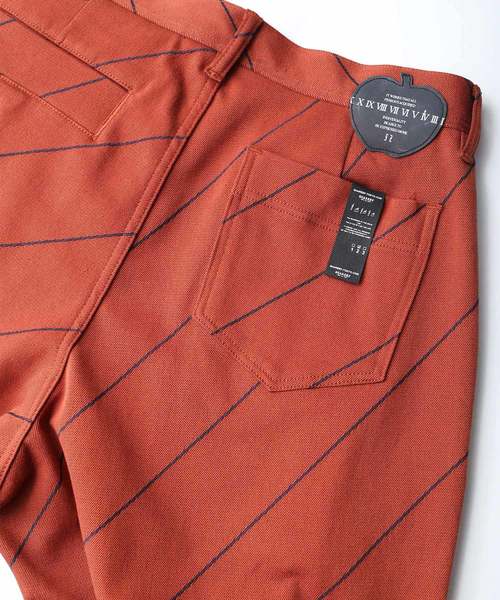 SHAREEF（シャリーフ）の「BIAS LINE WIDE TAPERED PANTS（その他パンツ・メンズ・ネイビー/オレンジ/ブラック・1/3/2）」の9枚目の写真