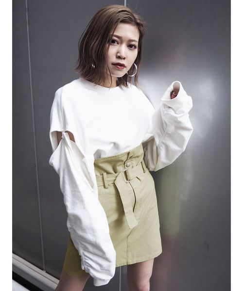 EMODA（エモダ）の「カットアウトバルキープルオーバー（スウェット・レディース・ホワイト/ブラック/オレンジ・FREE）」の22枚目の写真