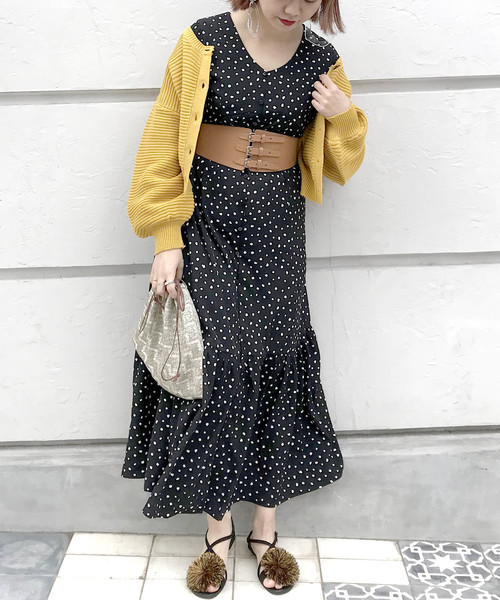 archives（アルシーヴ）の「ドット柄ロングワンピース（ワンピース・レディース・ブラック/ベージュ/オフホワイト・MEDIUM）」の2枚目の写真