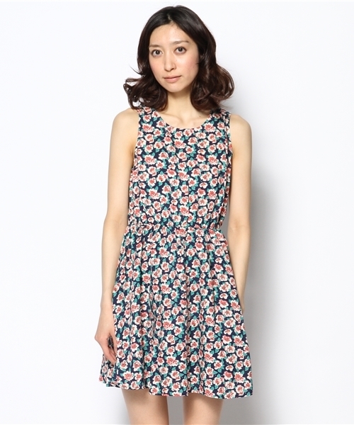 CIAOPANIC（チャオパニック）の「【Ciaopanic】大花ノースリーブOP（ワンピース・レディース・ネイビー/レッド/グリーン・FREE）」の4枚目の写真