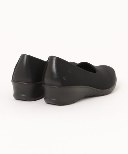 ECCO(エコー)の「ECCO FELICIA(スリッポン・レディース・ブラック・37/38/39/36/35)」の3枚目の写真