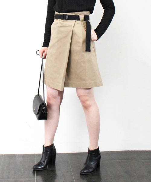 STYLEBLOCK(スタイルブロック)の「綿ヘリンボーンベルト付きミニスカート(スカート・レディース・ベージュ/カーキ/ブラック/キャメル・M)」の3枚目の写真