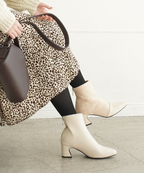 AmiAmi（アミアミ）の「スクエアトゥ異素材切り替えショートブーツ（ブーツ・レディース・ブラック/ダークブラウン/ベージュ/アイボリー・LL/S/M/L）」の20枚目の写真