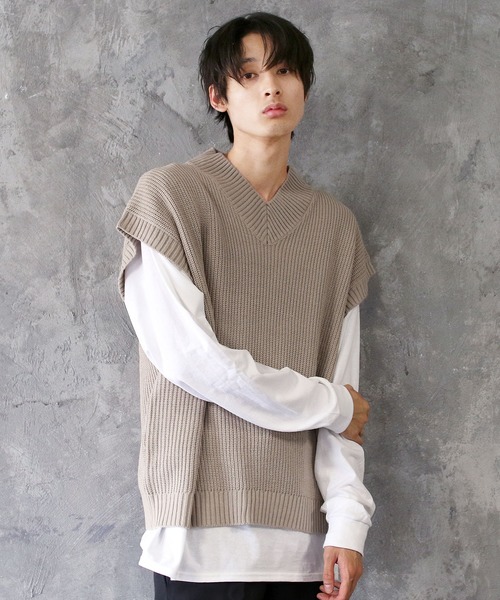 ASTRONOMY（アストロノミー）の「オーバーサイズ Vネック チルデン ニット ベスト ワイド ビッグシルエット（ベスト・メンズ・ホワイト/ブラック/ベージュ/ホワイト系その他/ブラック系その他/グレー/モカ/ベージュ系その他/ネイビー/ブルー系その他・M/L）」の9枚目の写真