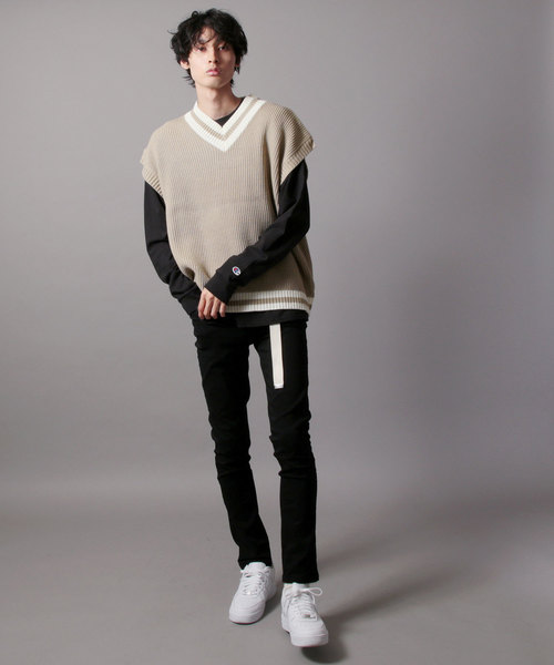 ASTRONOMY（アストロノミー）の「オーバーサイズ Vネック チルデン ニット ベスト ワイド ビッグシルエット（ベスト・メンズ・ホワイト/ブラック/ベージュ/ホワイト系その他/ブラック系その他/グレー/モカ/ベージュ系その他/ネイビー/ブルー系その他・M/L）」の19枚目の写真