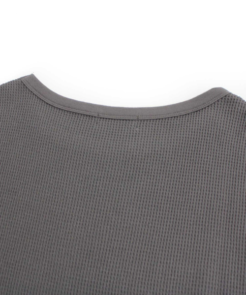 RNA-N(アールエヌエーエヌ)の「M1377 21OEワッフルプルオーバー(Tシャツ/カットソー・レディース・スミクロ/キナリ/ターメリック・MEDIUM)」の9枚目の写真