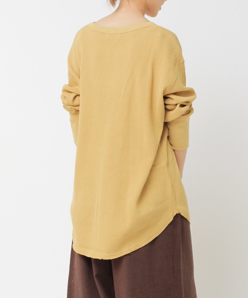 RNA-N(アールエヌエーエヌ)の「M1377 21OEワッフルプルオーバー(Tシャツ/カットソー・レディース・スミクロ/キナリ/ターメリック・MEDIUM)」の13枚目の写真