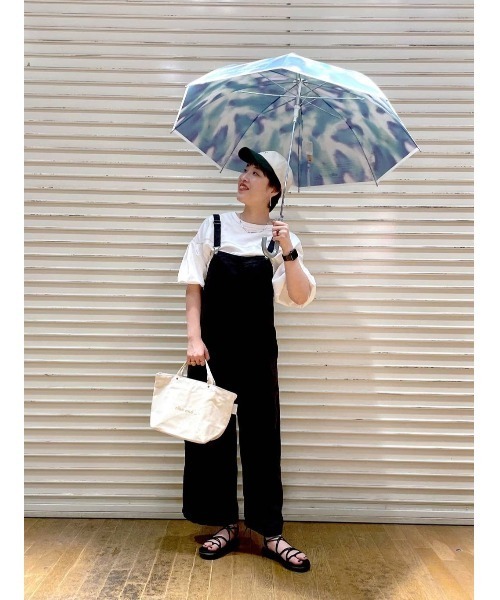 niko and...(ニコアンド)の「オリジナルタイダイ柄ビニール傘(長傘・レディース・ベージュ/ブルー・0)」の19枚目の写真