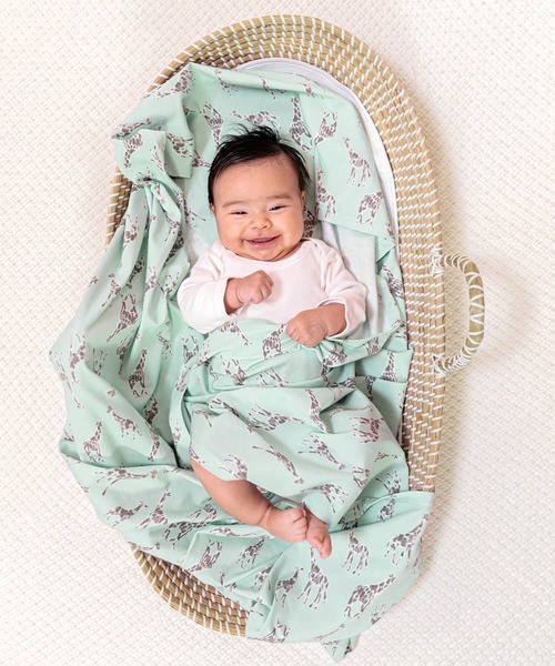 Aden Anais エイデンアンドアネイ の コンフォートニットスワドル１枚入り おくるみ Wear
