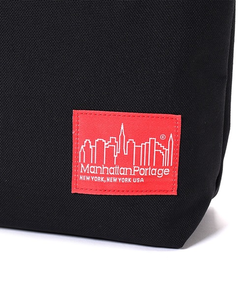 Manhattan Portage(マンハッタンポーテージ)の「Helmsley Bag(ショルダーバッグ・メンズ・ブラック・SMALL)」の11枚目の写真