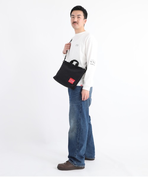 Manhattan Portage(マンハッタンポーテージ)の「Helmsley Bag(ショルダーバッグ・メンズ・ブラック・SMALL)」の17枚目の写真