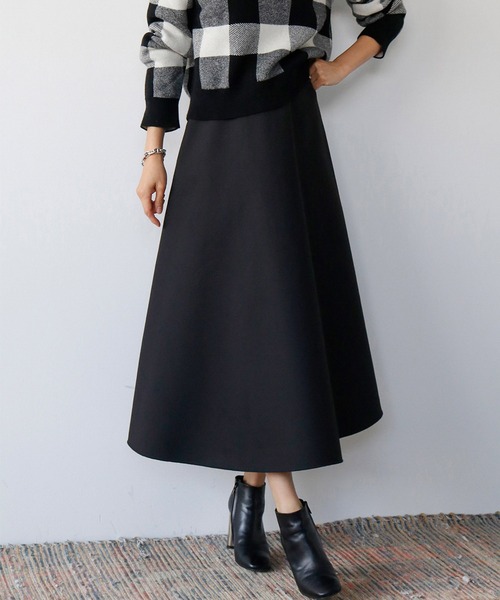 ELFRANK（エルフランク）の「ボンディングボリュームフレアロングスカート（スカート・レディース・イエロー/ラベンダー/グリーン/カーキ/ブラック/テラコッタ/グレイッシュベージュ/ネイビー・M/L）」の20枚目の写真