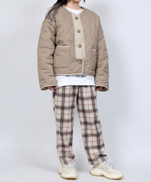 DING（ディング）の「DING/裏ボアキルティングジャケット（ブルゾン・レディース・オフホワイト/ベージュ・FREE）」の22枚目の写真