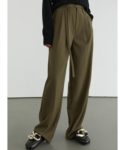 Fano Studios(ファノ ストゥディオズ)の「【Fano Studios】2 Tuck Belted Slacks FD20K065(スラックス・レディース・ブラック/グリーン系その他・L/M/S/XS)」の2枚目の写真