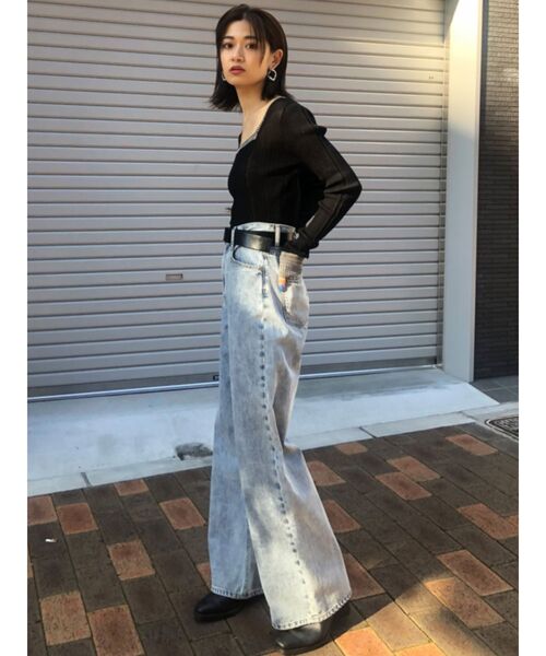 EMODA（エモダ）の「ワイドスクエアリブニット（ニット/セーター・レディース・ライトブルー/ブラック/ベージュ・FREE）」の10枚目の写真