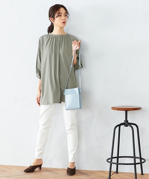 COMME CA ISM(コムサイズム)の「ボリュームスリーブ チュニックカットソー(Tシャツ/カットソー・レディース・ベージュ/ダークブラウン/カーキ/ライラック・MEDIUM/LARGE)」の12枚目の写真