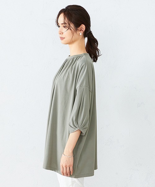 COMME CA ISM(コムサイズム)の「ボリュームスリーブ チュニックカットソー(Tシャツ/カットソー・レディース・ベージュ/ダークブラウン/カーキ/ライラック・MEDIUM/LARGE)」の8枚目の写真