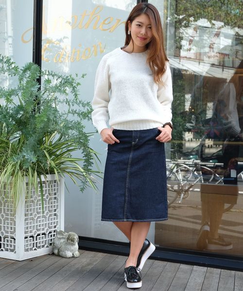 Another Edition（アナザーエディション）の「Leeスリムタイトスカート/ Lee SLIM TIGHT SK（デニムスカート・レディース・ネイビー・SMALL/X-SMALL）」の3枚目の写真