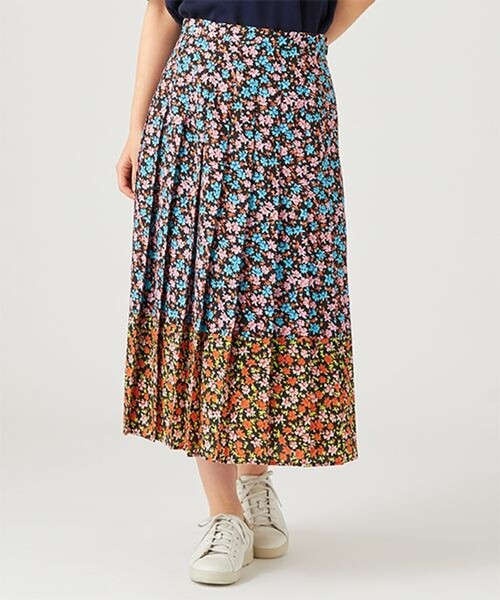 Paul Smith（ポールスミス）の「スティルライフブルーム スカート 