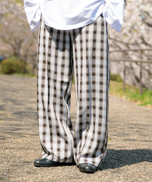 Adoon plain(アドーンプレーン)の「【Adoon plain】センタープレスチェックパンツ(その他パンツ・メンズ・ブラック/グリーン/ホワイト系その他・SMALL/MEDIUM/LARGE)」の19枚目の写真