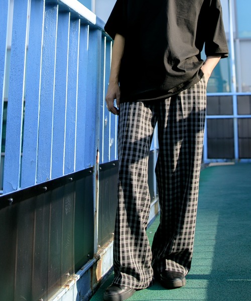 Adoon plain(アドーンプレーン)の「【Adoon plain】センタープレスチェックパンツ(その他パンツ・メンズ・ブラック/グリーン/ホワイト系その他・SMALL/MEDIUM/LARGE)」の4枚目の写真